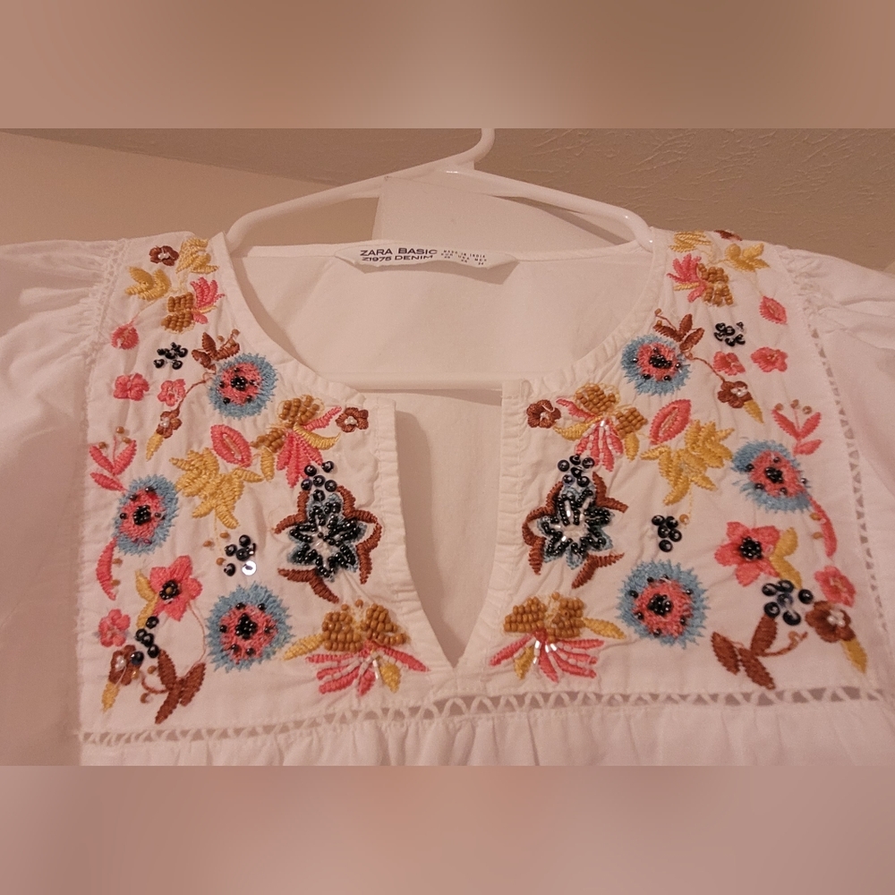 Zara embroidered top - Picture 3 of 7